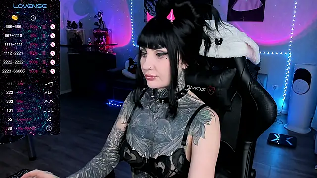 RachelQueen  online show from 02/23/25, 11:11