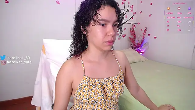 Karolina 1 online show from 11/07/25, 01:15