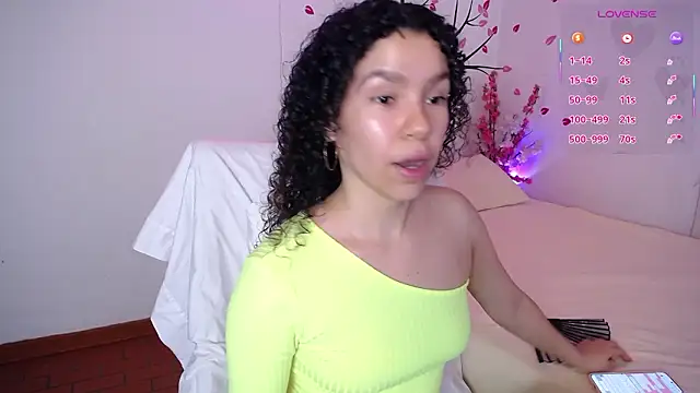 Karolina 1 online show from 03/04/26, 09:00