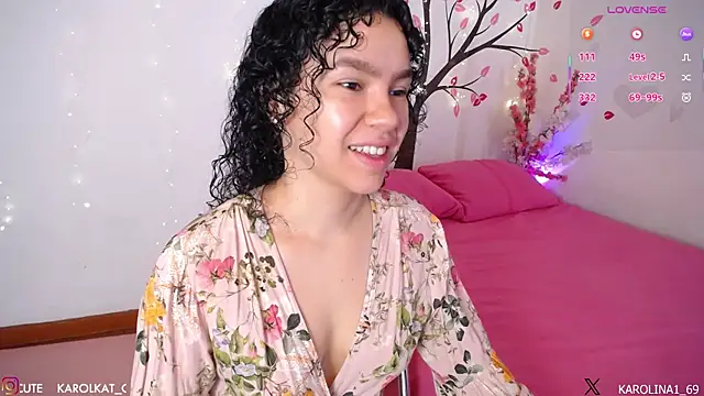 Snapshot of Karolina_1 chatting on 05/15/26, 01:53 Karolina 1 online show from 05/15/26, 01:53