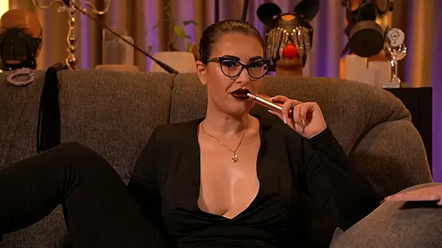 kelly kent online show from 11/27/25, 11:38