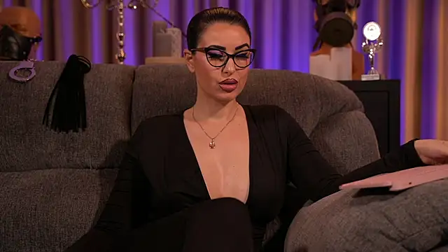 kelly kent online show from 03/04/25, 12:18