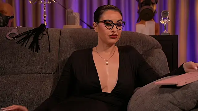 kelly kent online show from 03/08/25, 01:50