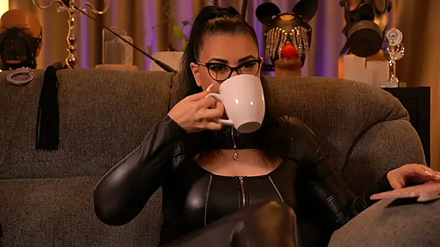 kelly kent online show from 11/28/25, 11:16