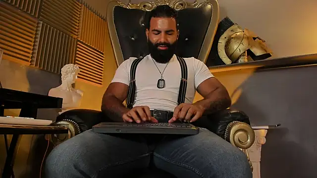 Snapshot of BeardAndrew chatting on 11/05/25, 01:09 BeardAndrew online show from 11/05/25, 01:09