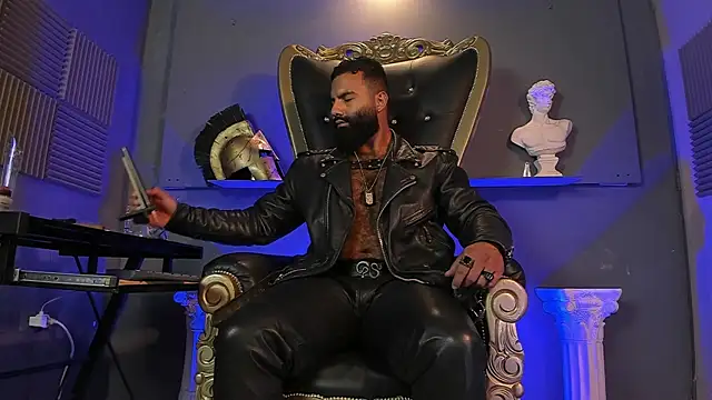 Snapshot of BeardAndrew chatting on 09/25/25, 02:28 BeardAndrew online show from 09/25/25, 02:28