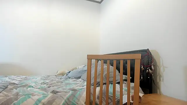 Katiefyi online show from 11/29/25, 03:39