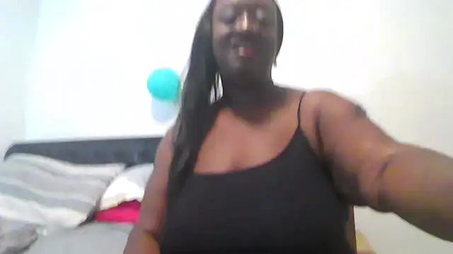 Katiefyi online show from 04/11/26, 03:47