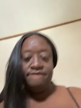 Katiefyi online show from 04/12/26, 03:04