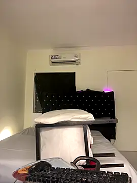 Yukie selfsucker online show from 11/23/25, 02:05