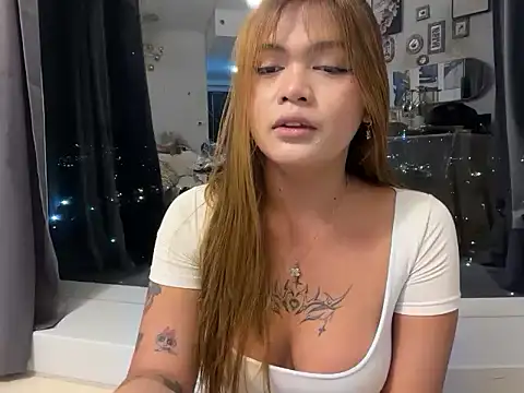 Claire Brooke online show from 11/12/25, 12:53