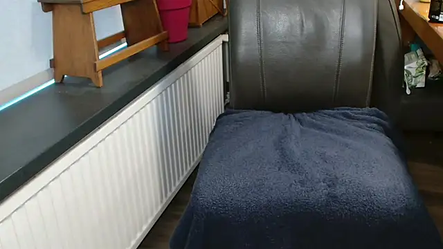 Bi-curiouscouple online show from 05/26/26, 06:17