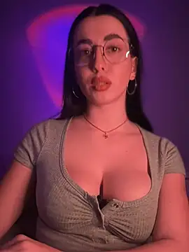 Emylia online show from 02/20/25, 07:30