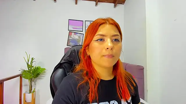 Snapshot of Gretta_Queen chatting on 11/12/25, 05:28 Gretta Queen online show from 11/12/25, 05:28