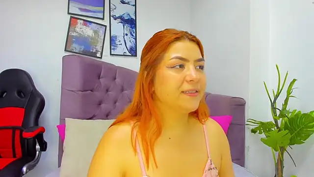 Snapshot of Gretta_Queen chatting on 10/14/25, 05:35 Gretta Queen online show from 10/14/25, 05:35