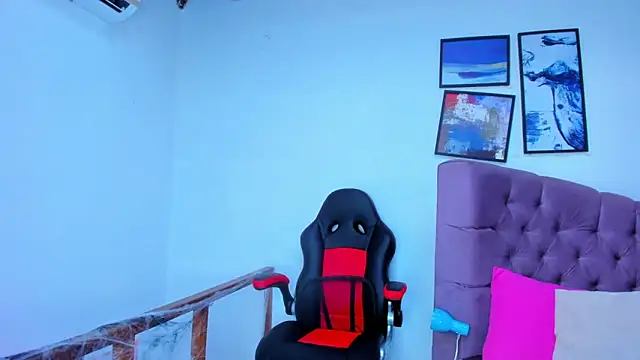 Snapshot of Gretta_Queen chatting on 10/29/25, 05:12 Gretta Queen online show from 10/29/25, 05:12