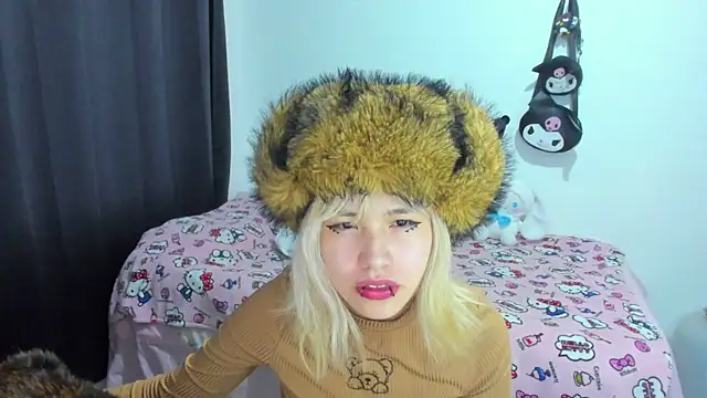 Akane-Mou online show from 11/05/25, 12:36