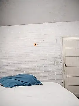 valeriaswang Lucas online show from 11/05/25, 01:25