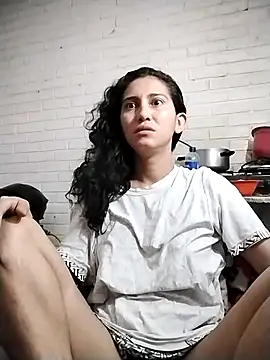 valeriaswang Lucas online show from 04/04/26, 01:06