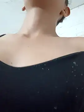 valeriaswang Lucas online show from 11/16/25, 04:28