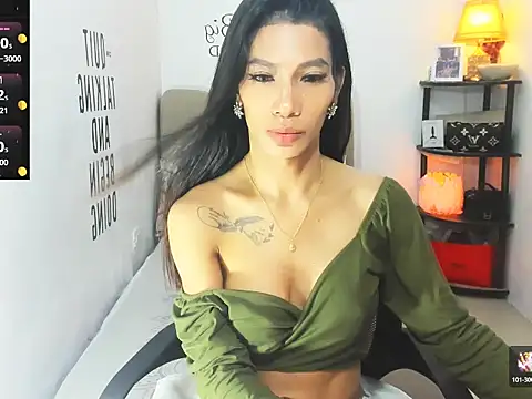 Trixie Mattel21 online show from 02/14/26, 10:54