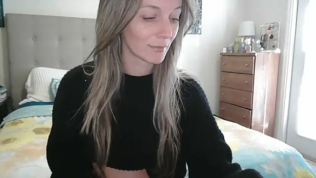 Heyitsmee33 online show from 02/10/26, 12:48