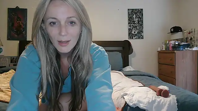 Heyitsmee33 online show from 07/07/26, 10:35