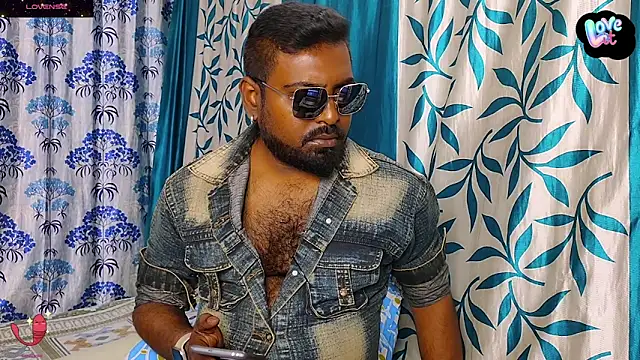 Snapshot of BLACK---MAMBA chatting on 01/12/25, 10:12 BLACK---MAMBA online show from 01/12/25, 10:12