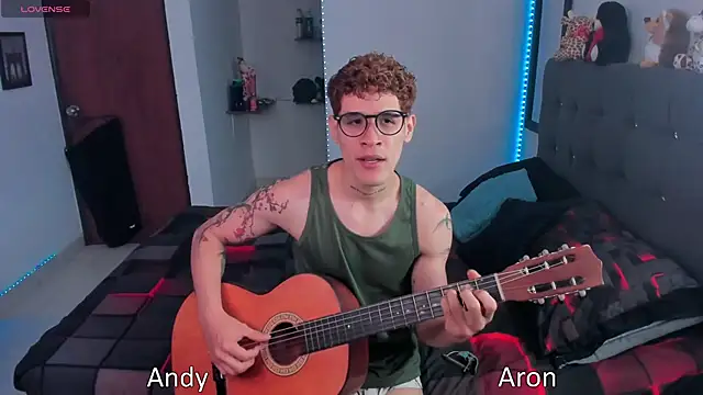 Snapshot of andybxby chatting on 09/26/25, 04:14 andybxby online show from 09/26/25, 04:14