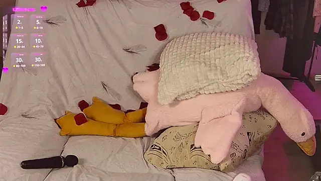 cutenessa online show from 02/15/25, 11:25