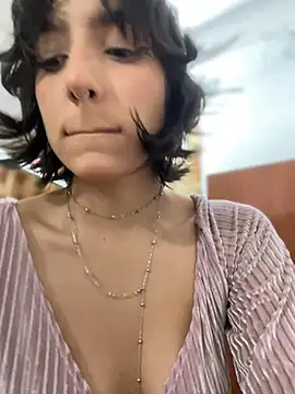 Snapshot of aurora_xoxo chatting on 01/12/25, 05:34 aurora xoxo online show from 01/12/25, 05:34