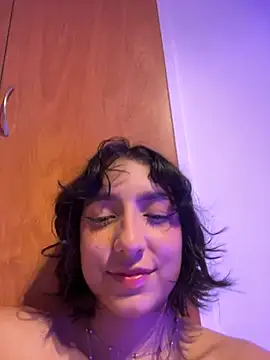 Snapshot of aurora_xoxo chatting on 01/06/25, 07:52 aurora xoxo online show from 01/06/25, 07:52