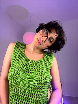 Snapshot of aurora_xoxo chatting on 10/25/25, 03:49 aurora xoxo online show from 10/25/25, 03:49