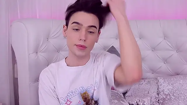 RobbyCharming online show from 03/03/25, 01:49