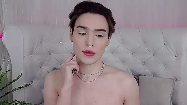 Snapshot of RobbyCharming chatting on 04/26/26, 04:43 RobbyCharming online show from 04/26/26, 04:43