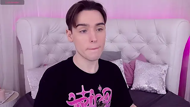 RobbyCharming online show from 03/22/25, 01:54