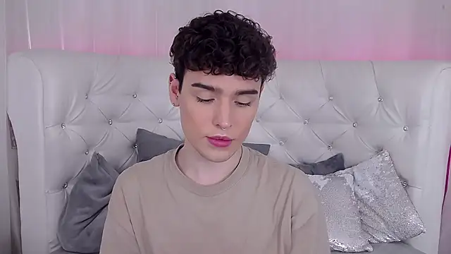 RobbyCharming online show from 10/11/25, 04:35