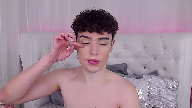 RobbyCharming online show from 10/15/25, 03:38