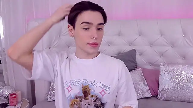 RobbyCharming online show from 03/02/25, 07:41