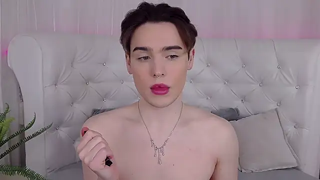 RobbyCharming online show from 04/05/26, 04:19