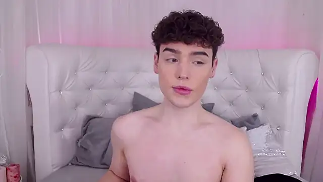 RobbyCharming online show from 10/17/25, 03:43