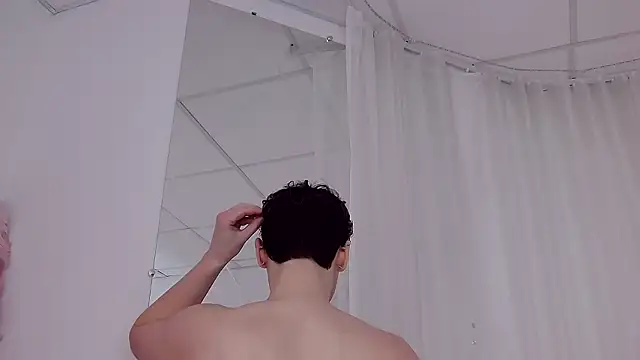 Snapshot of RobbyCharming chatting on 02/01/26, 05:06 RobbyCharming online show from 02/01/26, 05:06