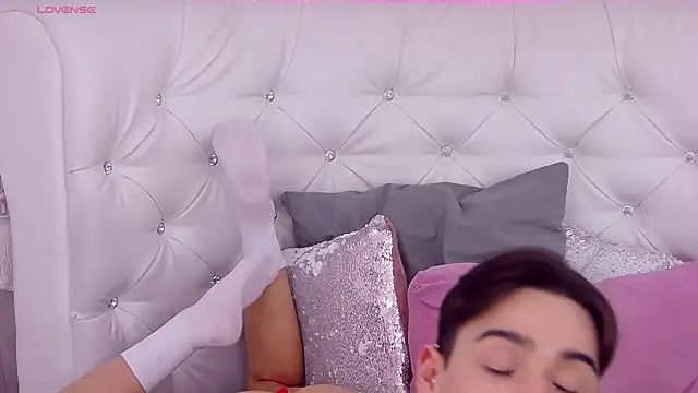 RobbyCharming online show from 03/21/25, 04:39