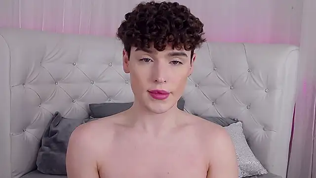 Snapshot of RobbyCharming chatting on 01/17/26, 04:05 RobbyCharming online show from 01/17/26, 04:05