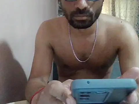 Snapshot of sexx4 chatting on 05/13/26, 09:38 sexx4 online show from 05/13/26, 09:38