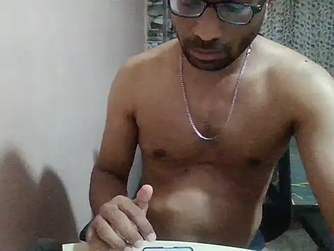 Snapshot of sexx4 chatting on 05/03/26, 08:34 sexx4 online show from 05/03/26, 08:34