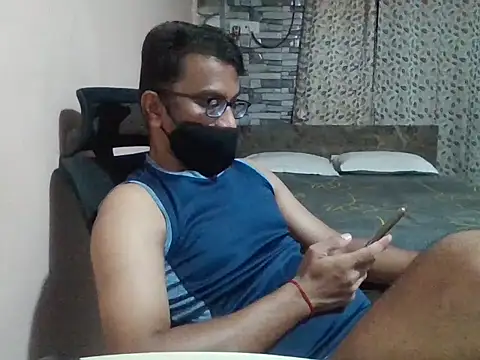 Snapshot of sexx4 chatting on 04/19/26, 06:54 sexx4 online show from 04/19/26, 06:54