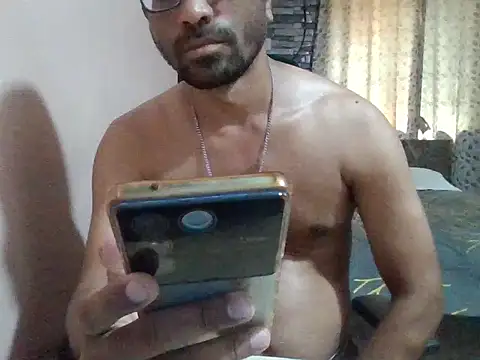 Snapshot of sexx4 chatting on 05/04/26, 10:18 sexx4 online show from 05/04/26, 10:18