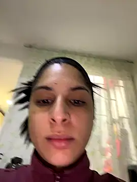 charlotte stevenss  online show from 11/12/25, 03:16