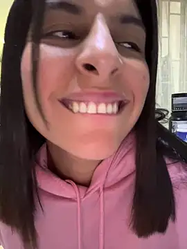 charlotte stevenss  online show from 03/21/25, 05:45